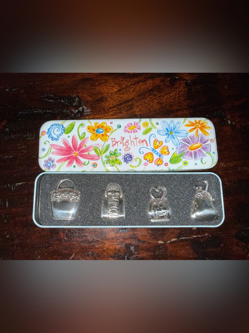 New Brighton Silver Purse Place Card Holders
Set of 4 Mini Handbag Collectibles